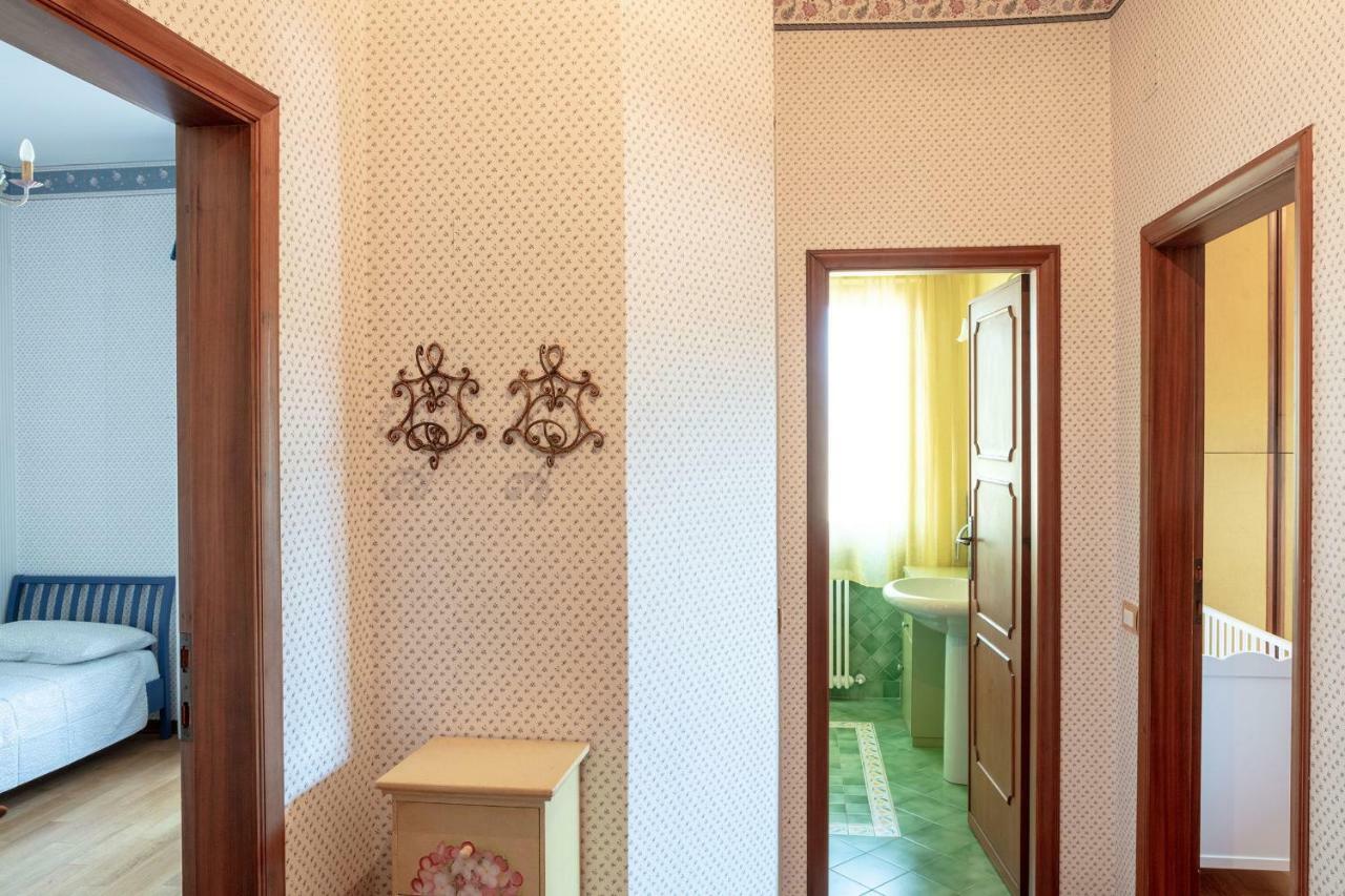 Appartamento Tina Lido di Camaiore Buitenkant foto